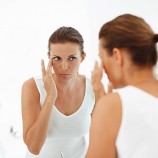 Зона особого внимания: как ухаживать за кожей вокруг глаз